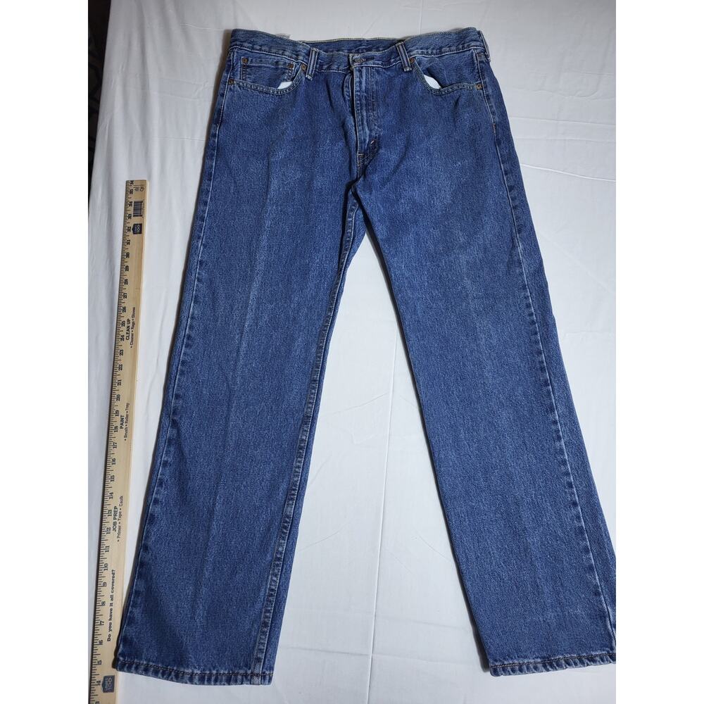 Levis 505 Jeans Mens 40x32 Regular Fit Straight Leg Medium Wash Denim Pants